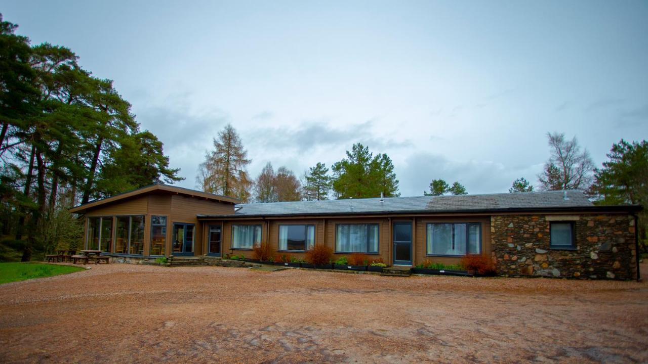 Old Pines Hotel And Restaurant Spean Bridge Exterior photo